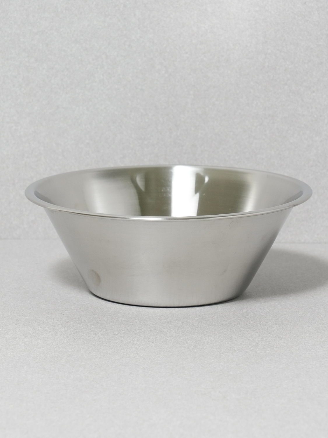 IN stainless steel mixing bowl (approx. 18 cm)