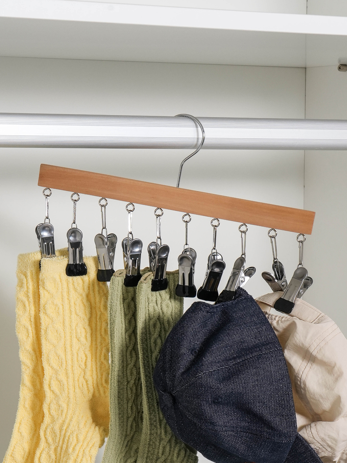 10 wooden multipurpose hangers