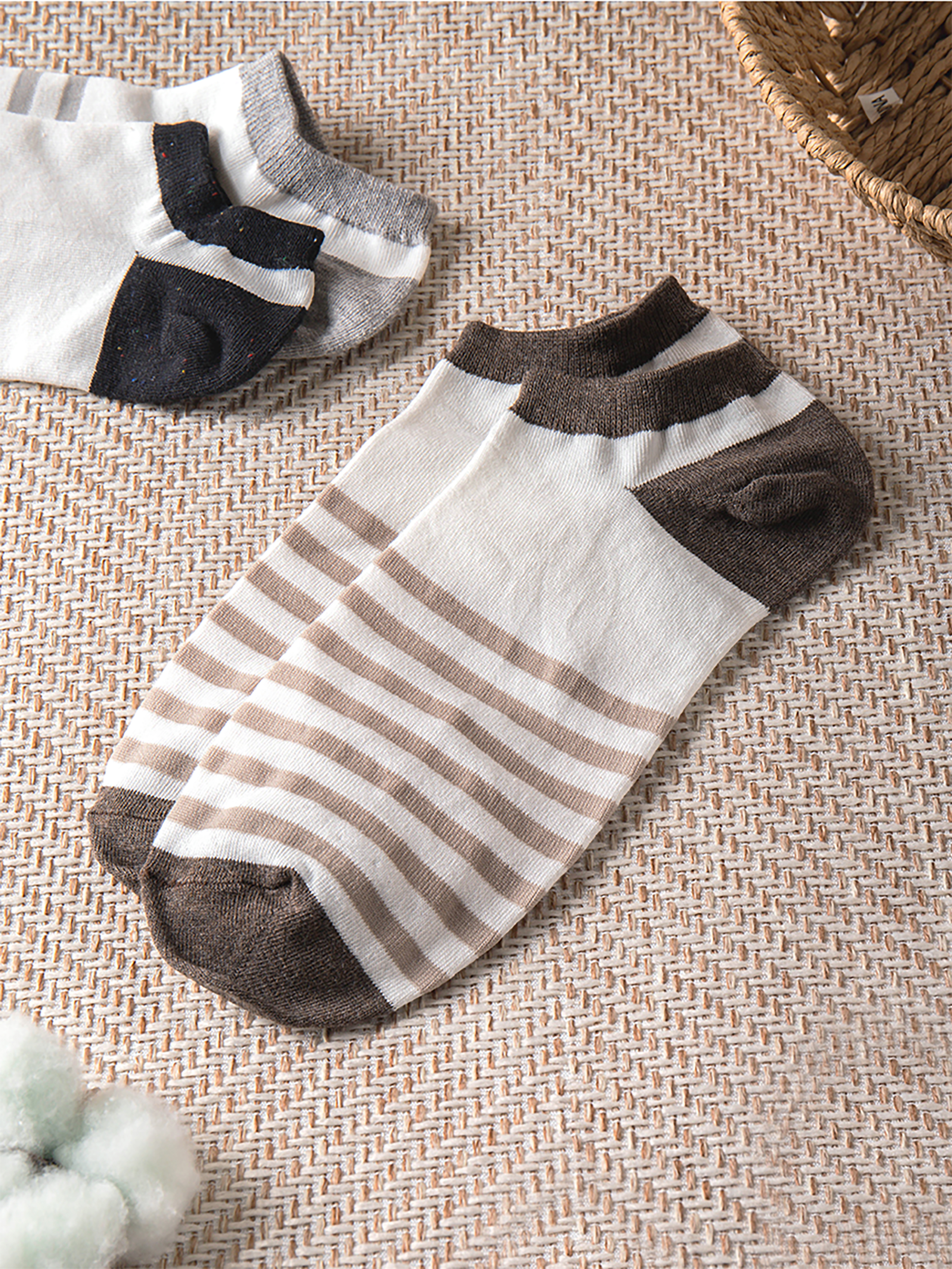 striped sneakers men