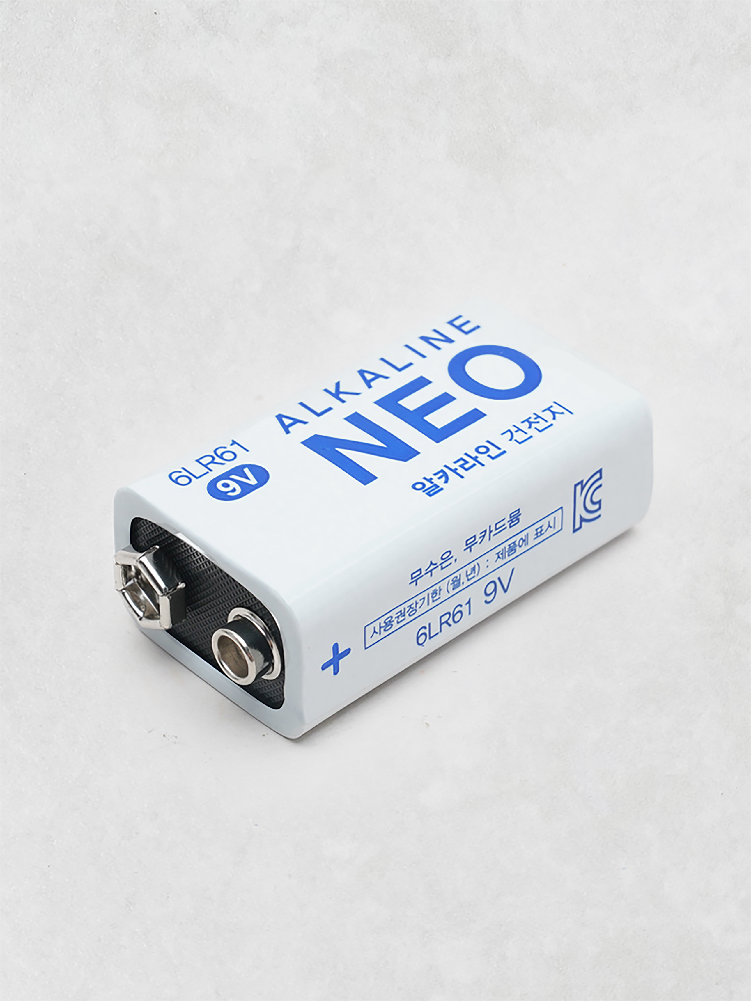 Neocell alkaline battery 6LR61 9V