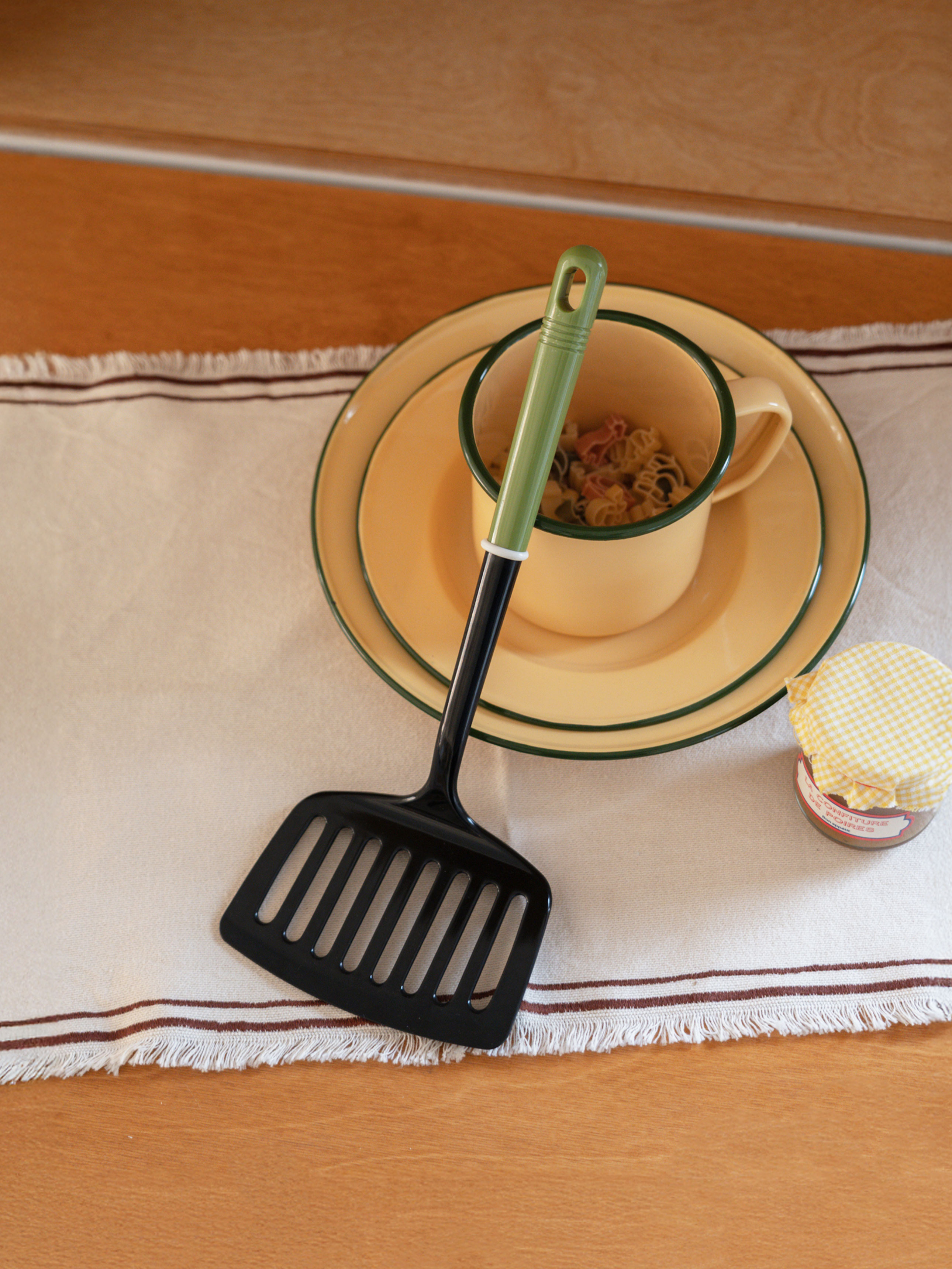 One pot wide flipper made in Japan