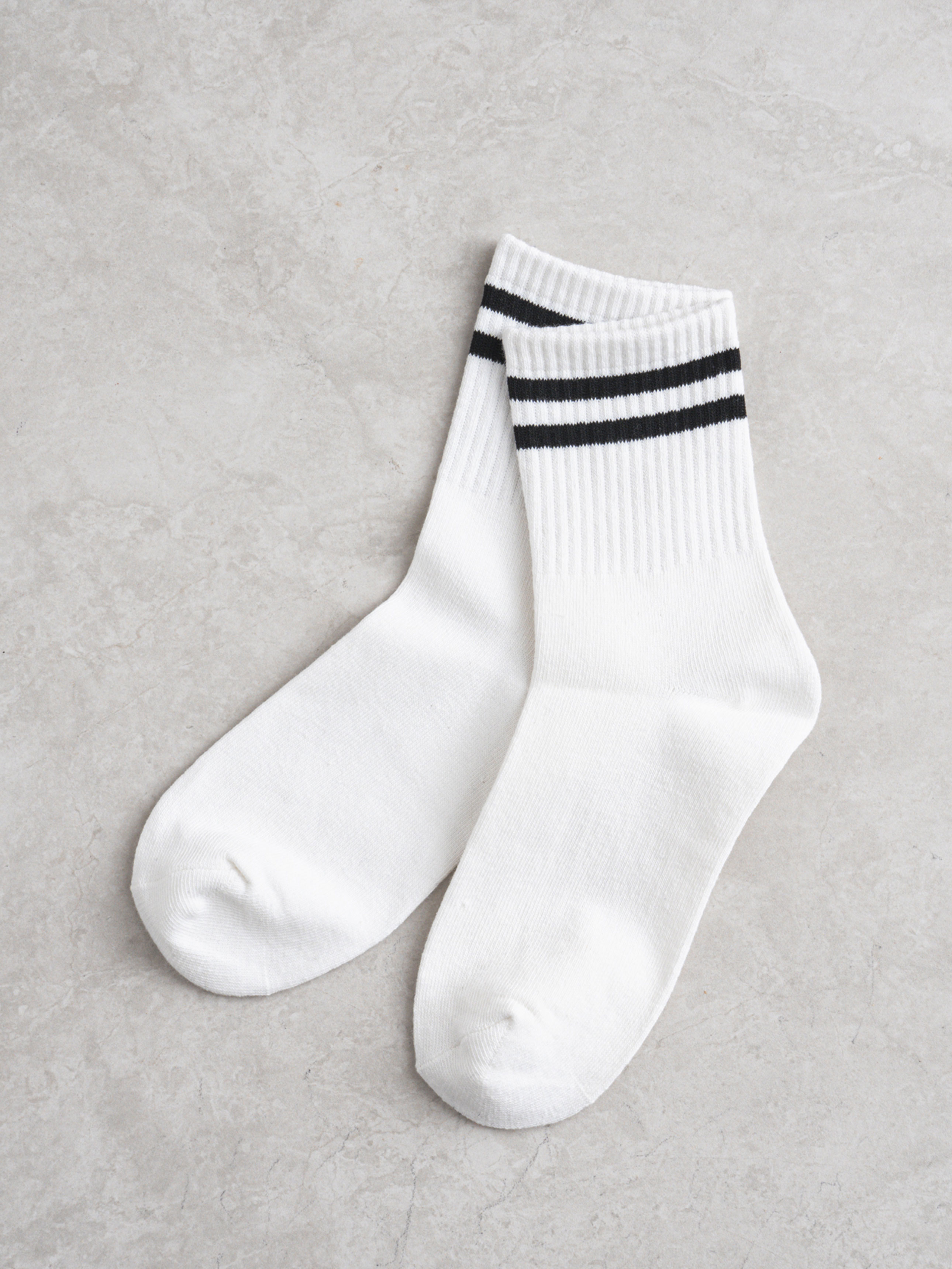 women ankle ringle socks white