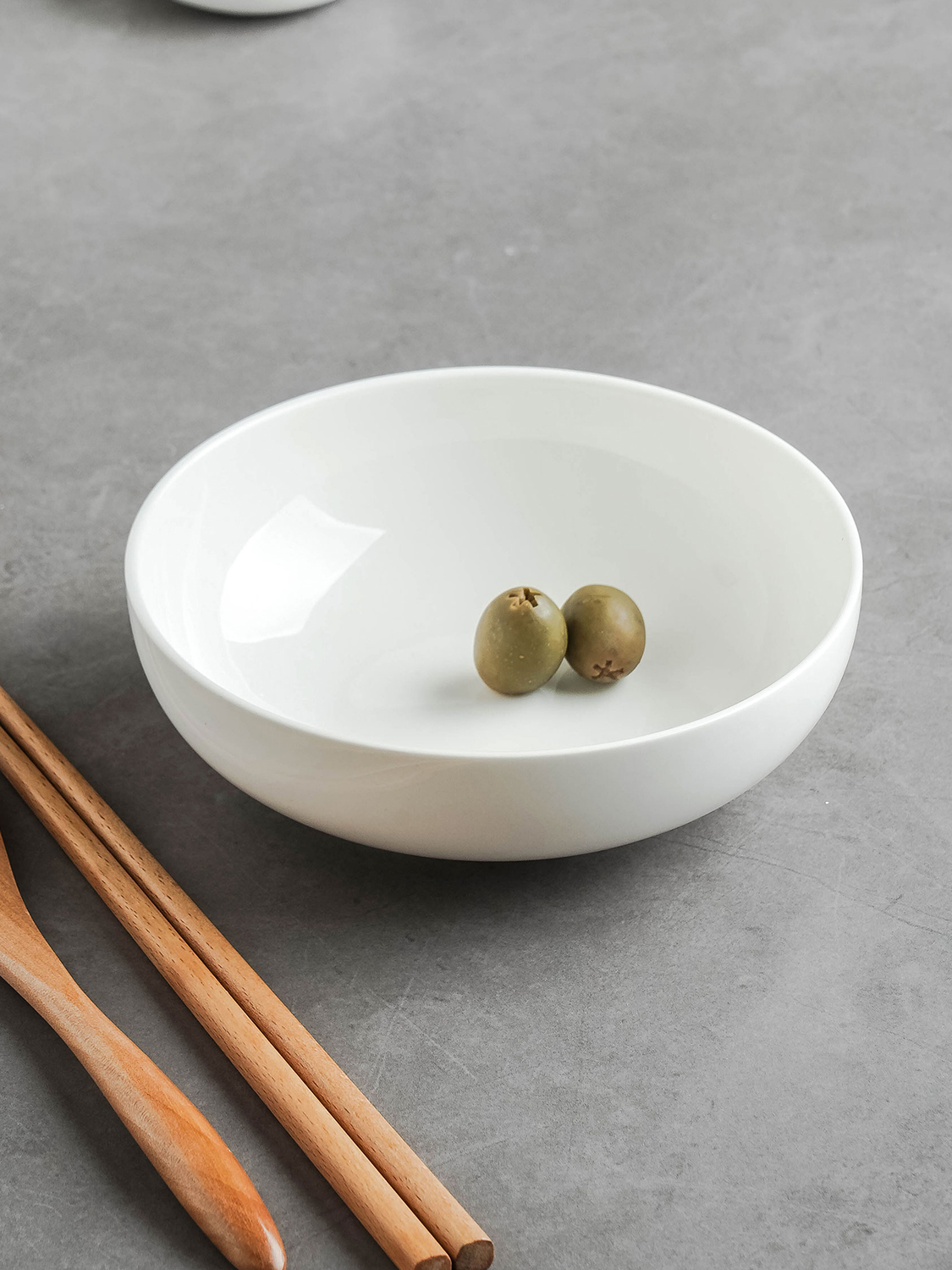 White round low multi-purpose ball 13.5 cm