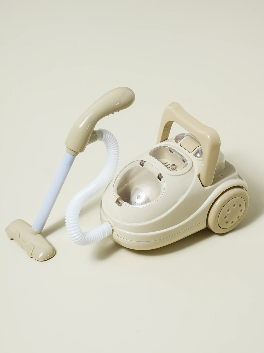 vacuum cleaner model operating toy