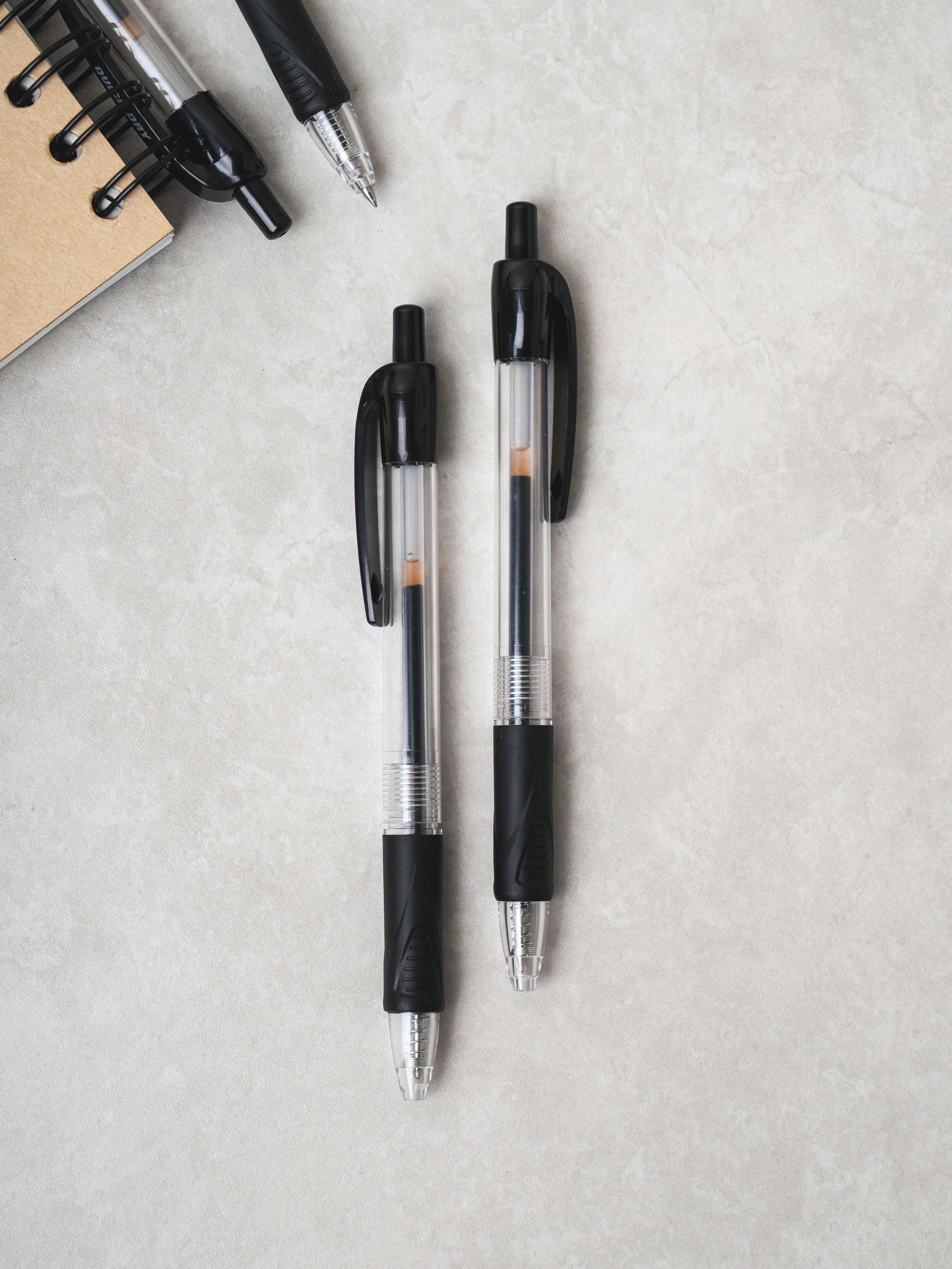Knock type gel pen 0.5mm black 2P