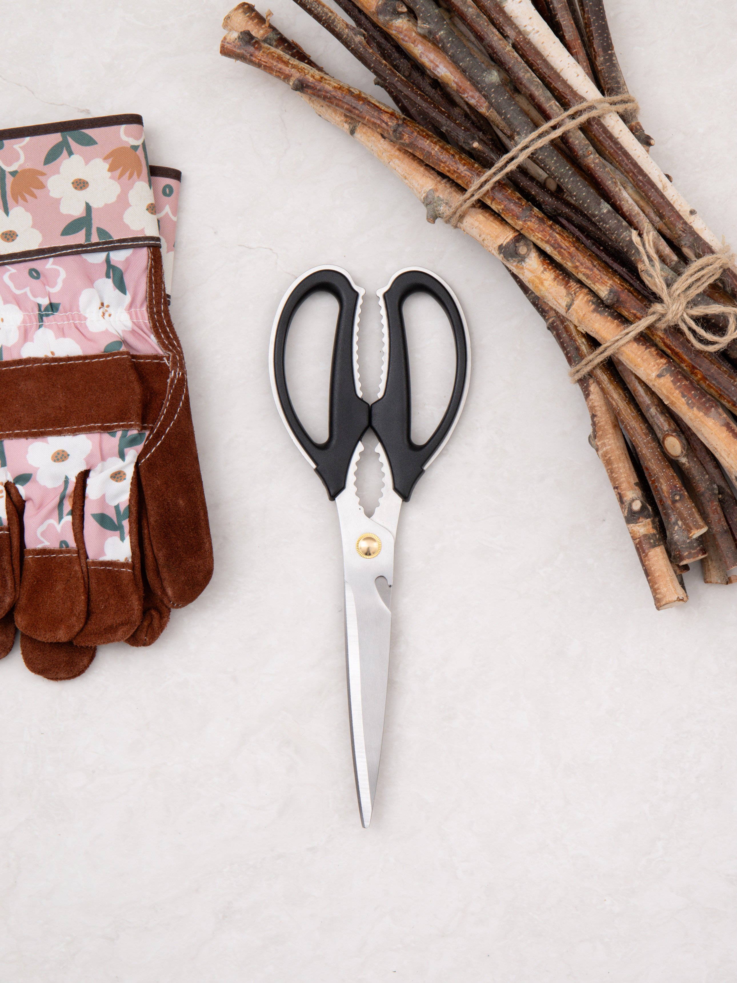large kitchen scissors