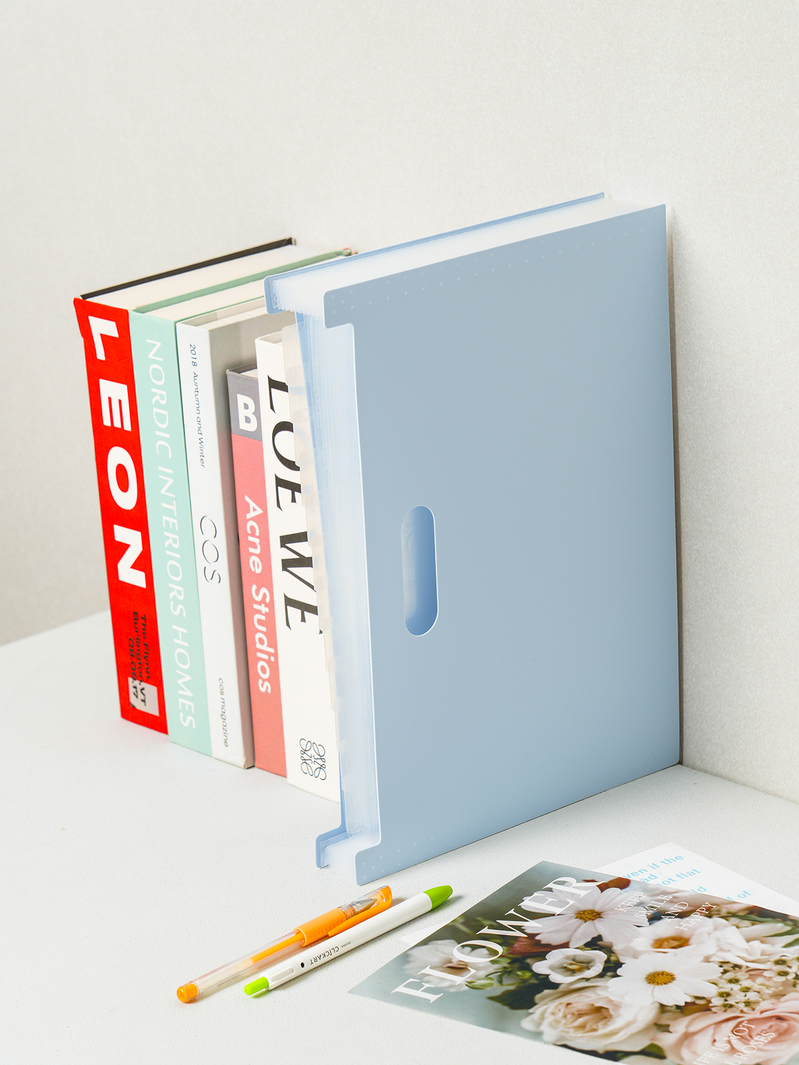13 pocket section file A4 square
