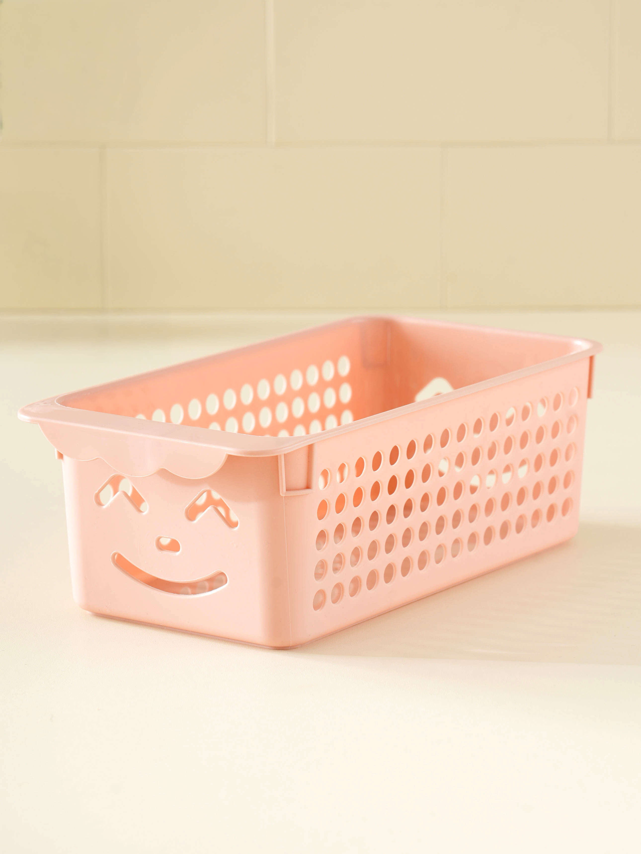 Smile Basket 26