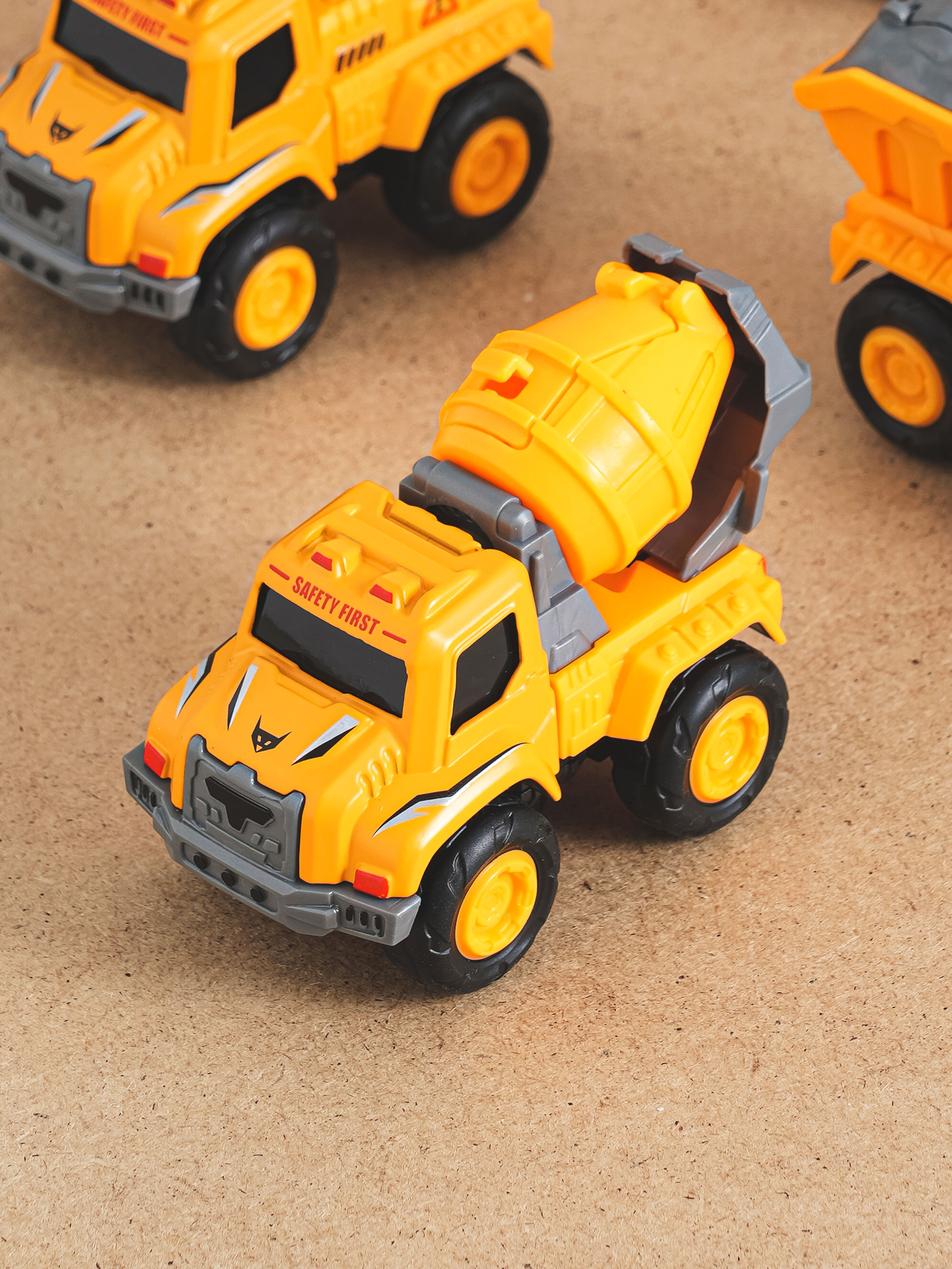 Die-casting construction combination robot