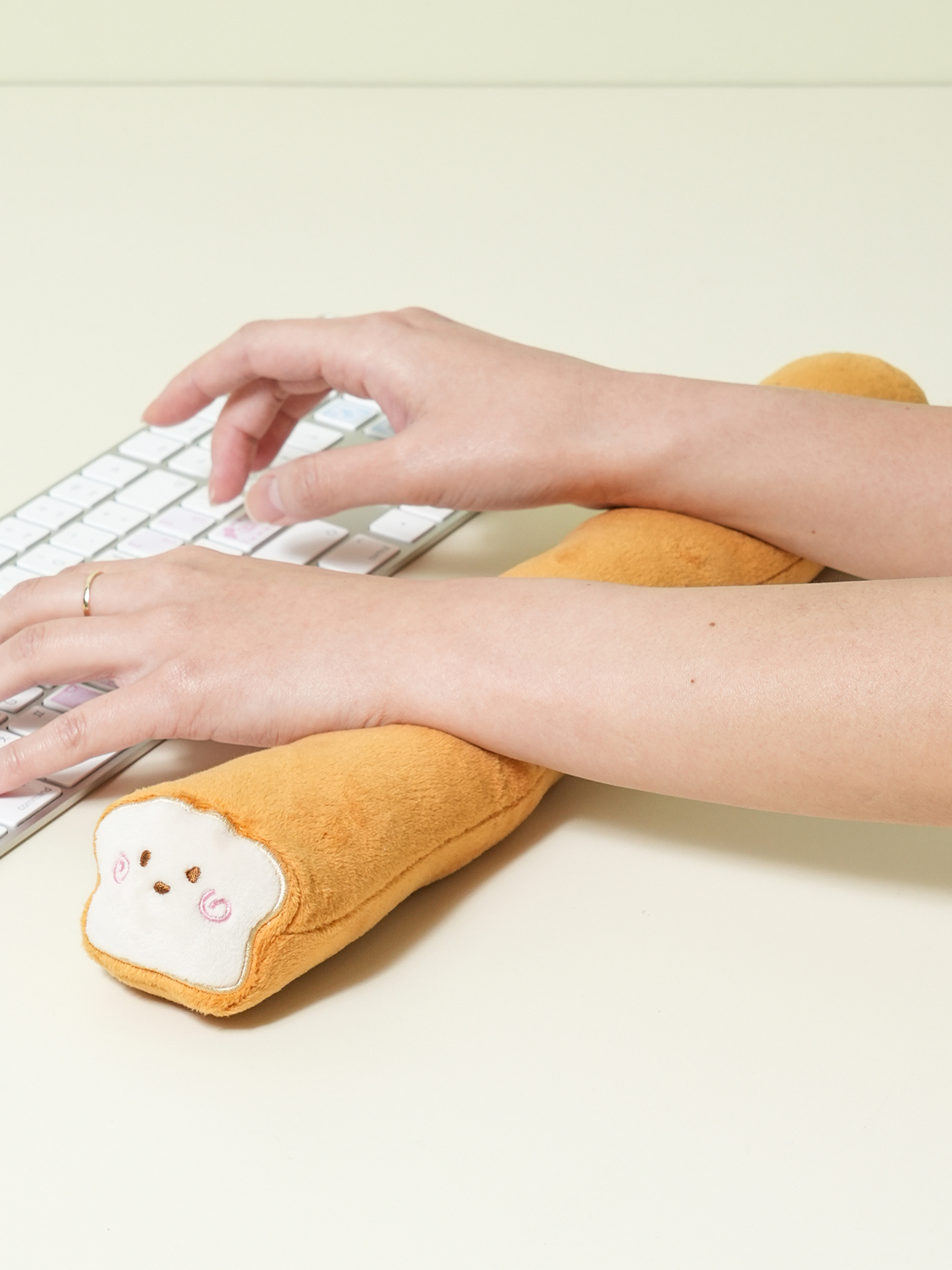 keyboard wrist protection cushion brown