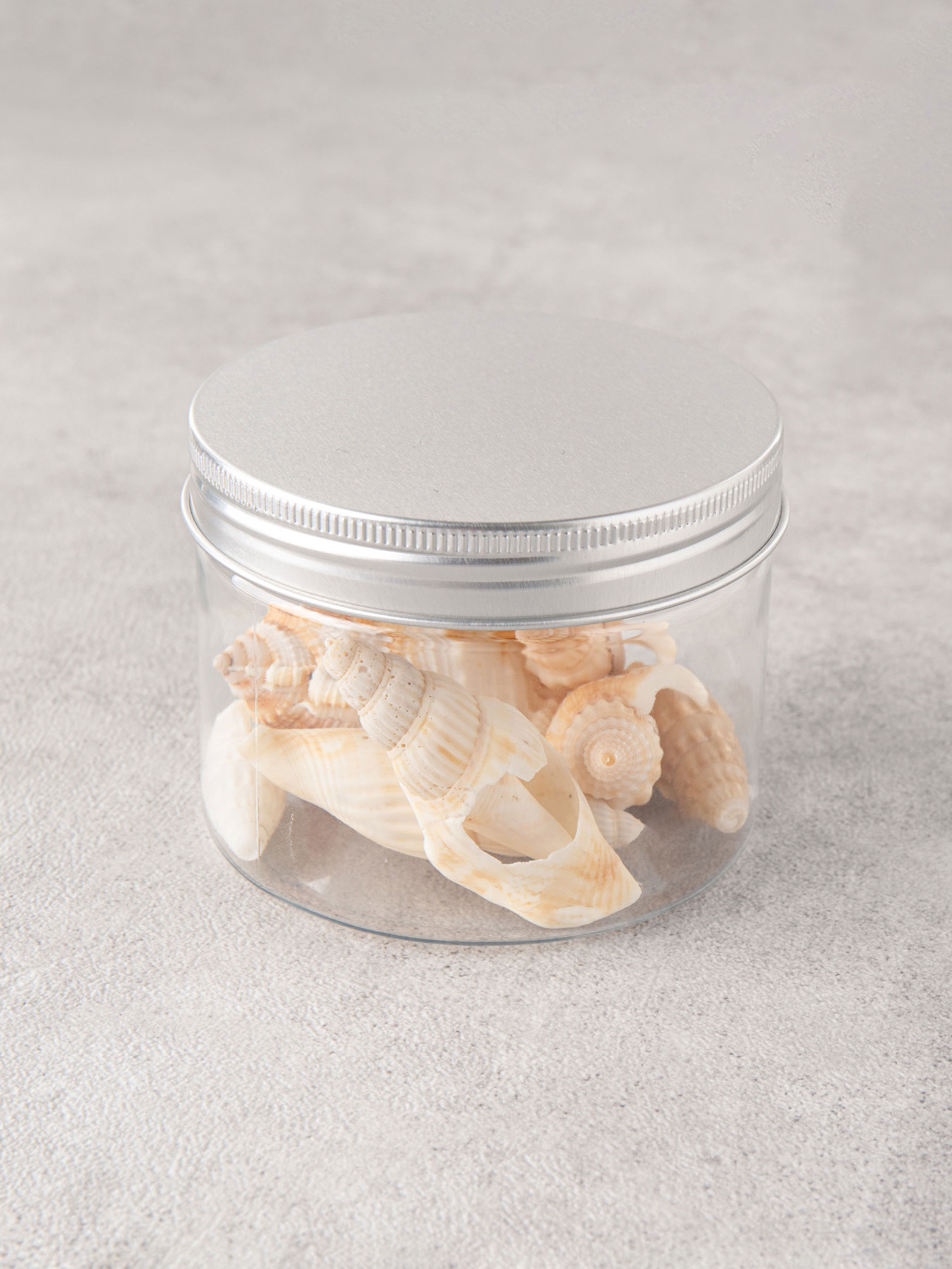 Cylindrical organizing case