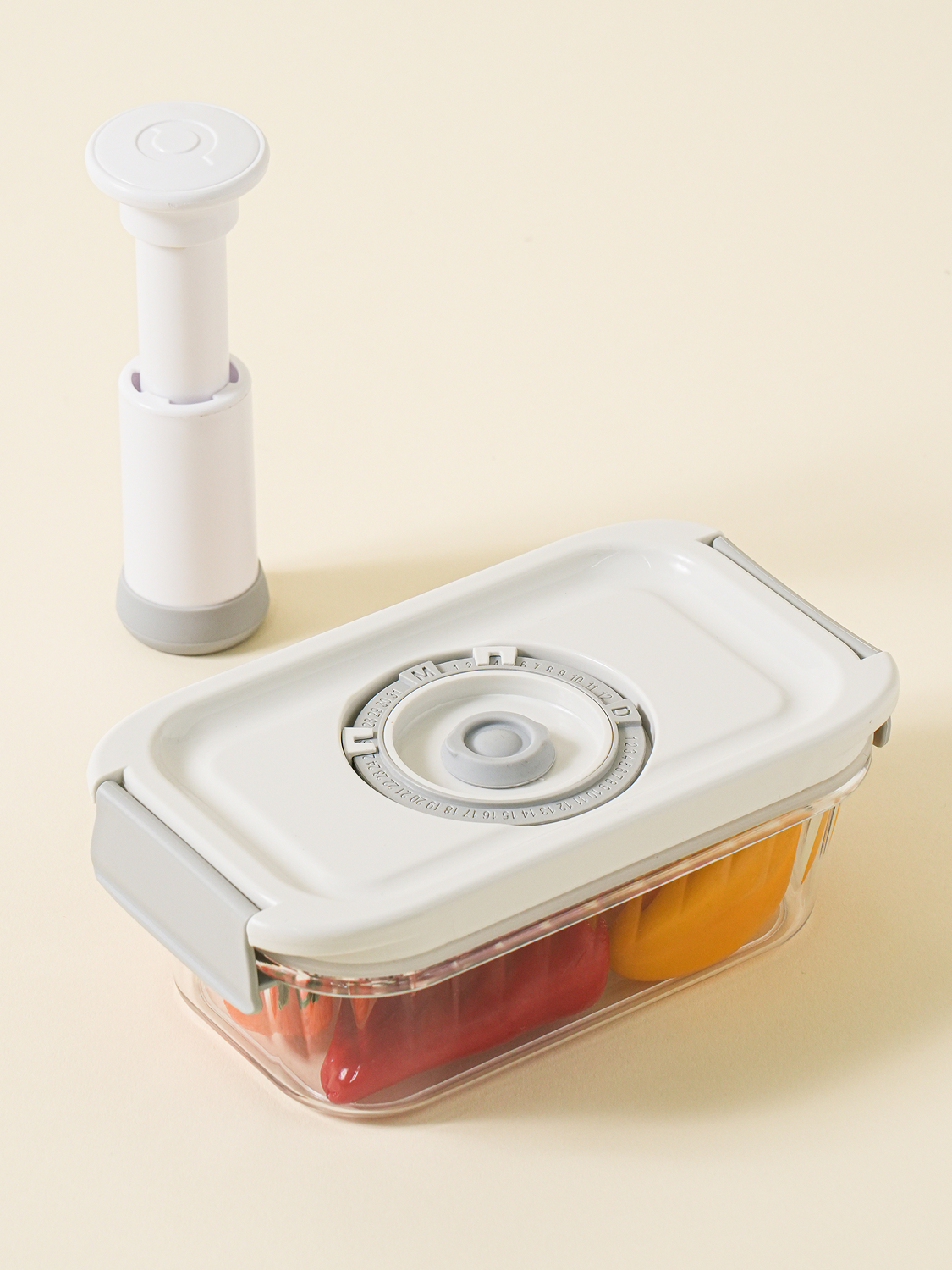 500 ml date-labeled vacuum storage container