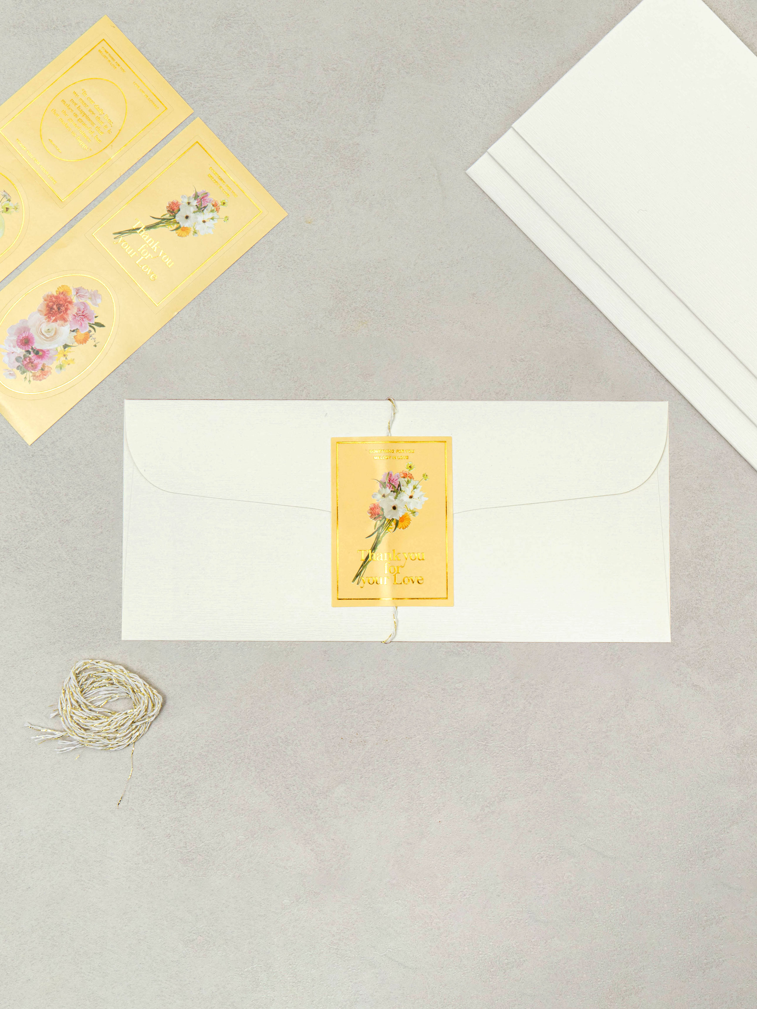 4 flower point thank you envelopes