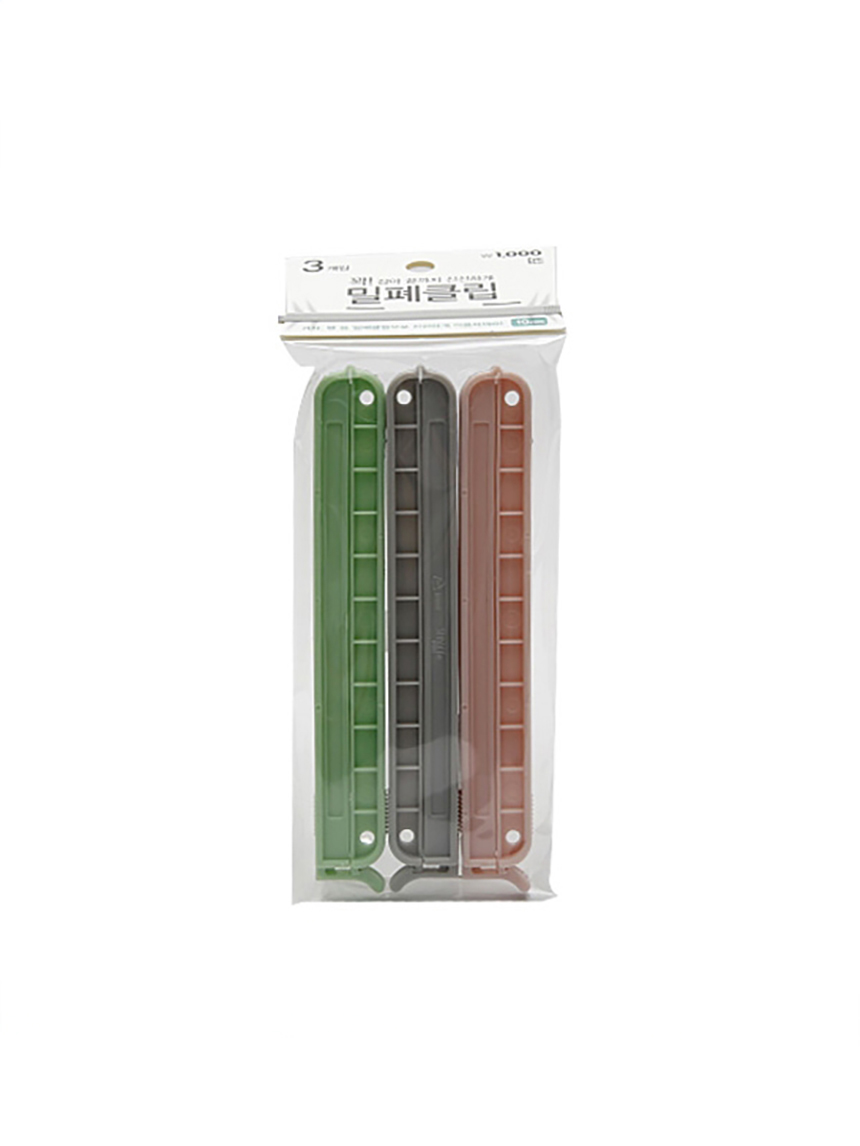 3 colored bag clips