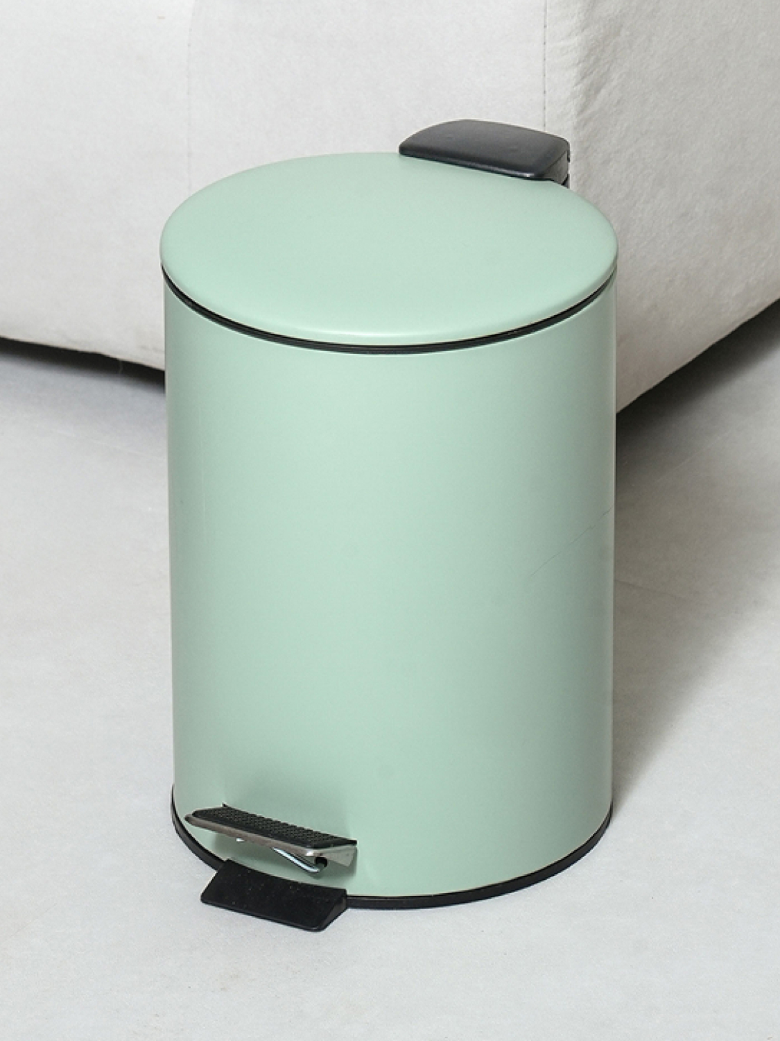 Pastel steel pedal trash can 3 L