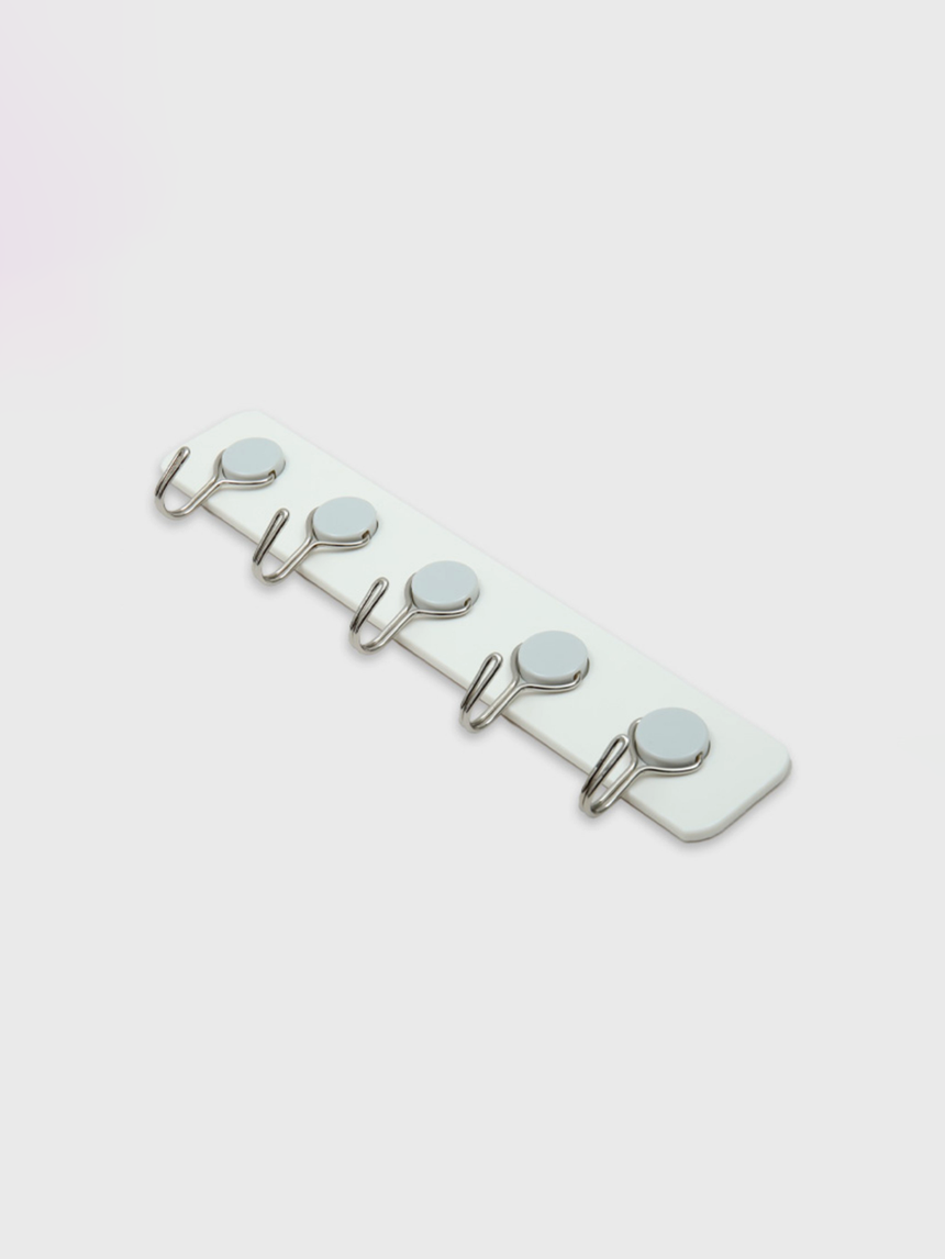 Tape-type circular 5-prong hook