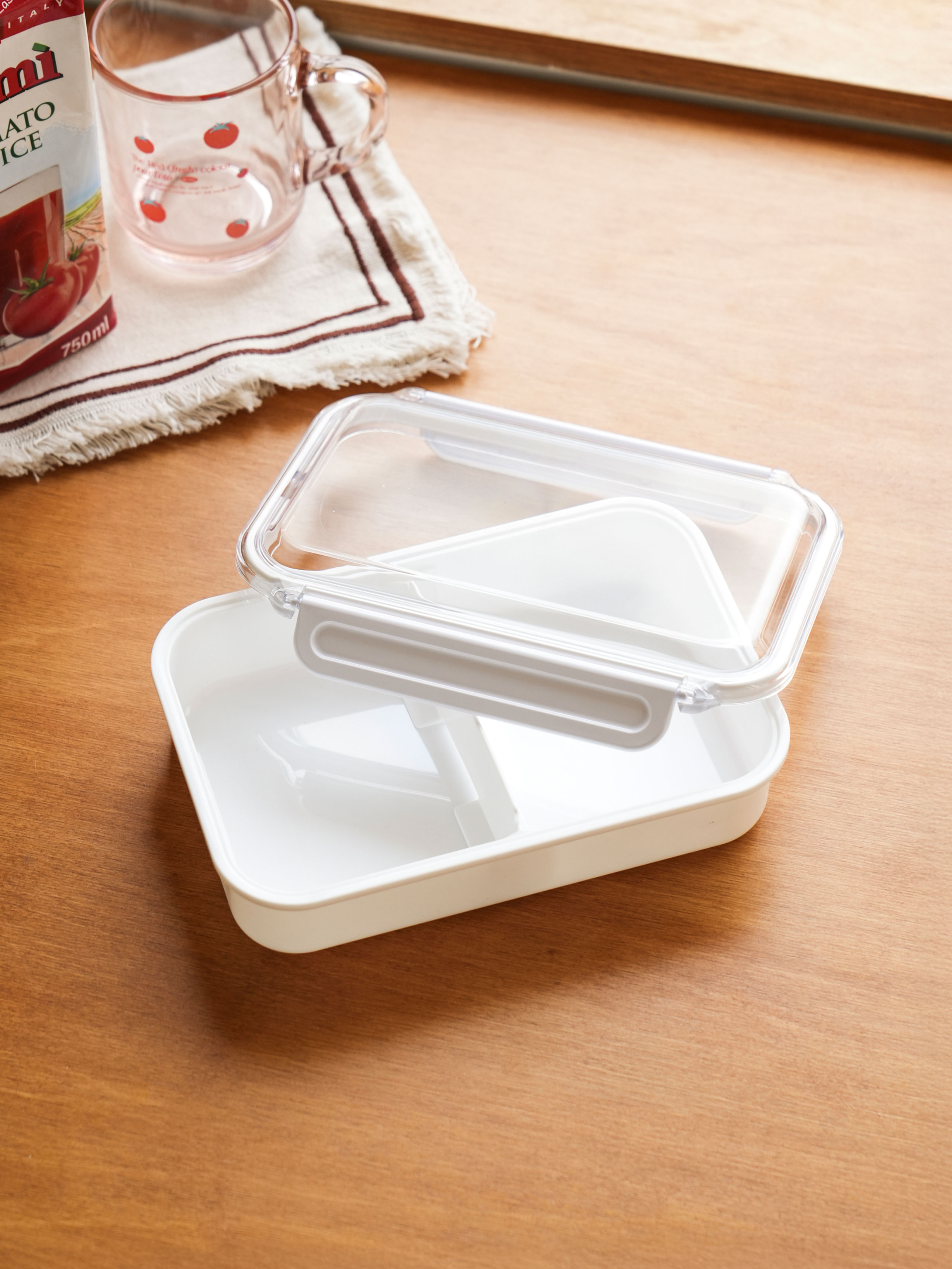 Japanese made partition lunch box M