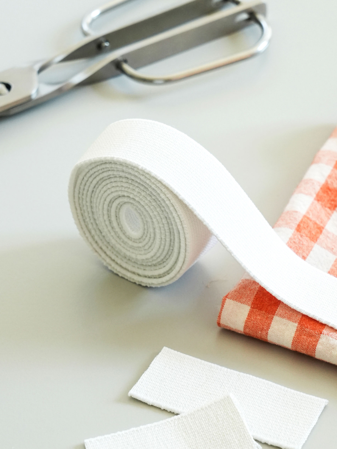 Japanese-made white elastic band 25 mm