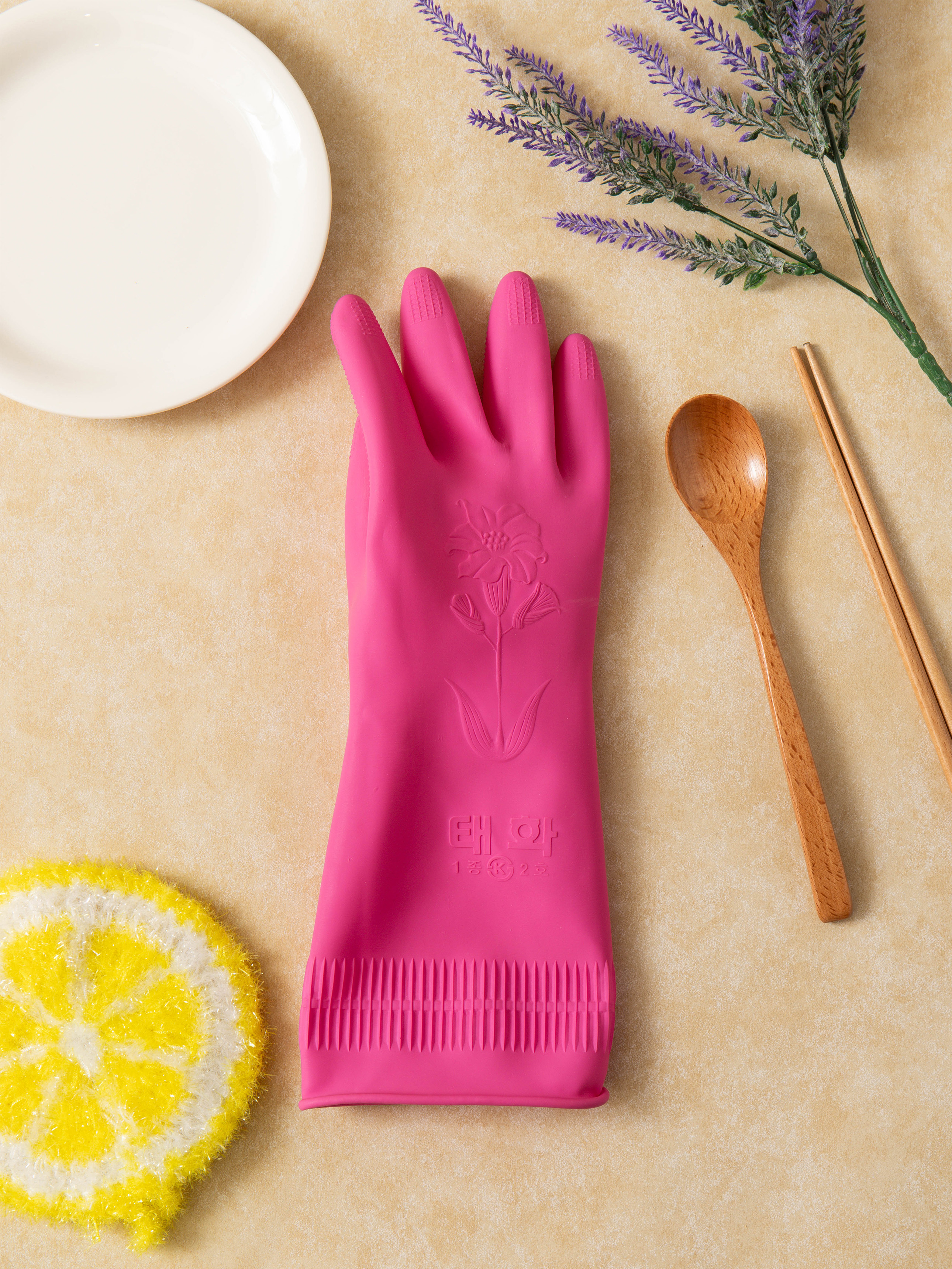 One-handed rubber glove, right medium size