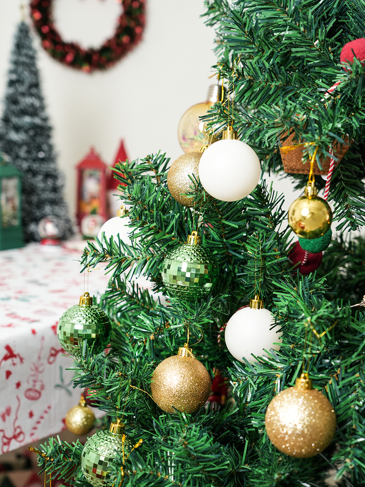 Christmas at Home 6 cm ball set 9 pieces green/gold/white