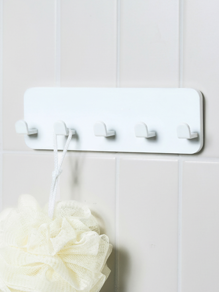 5 adhesive multipurpose hangers