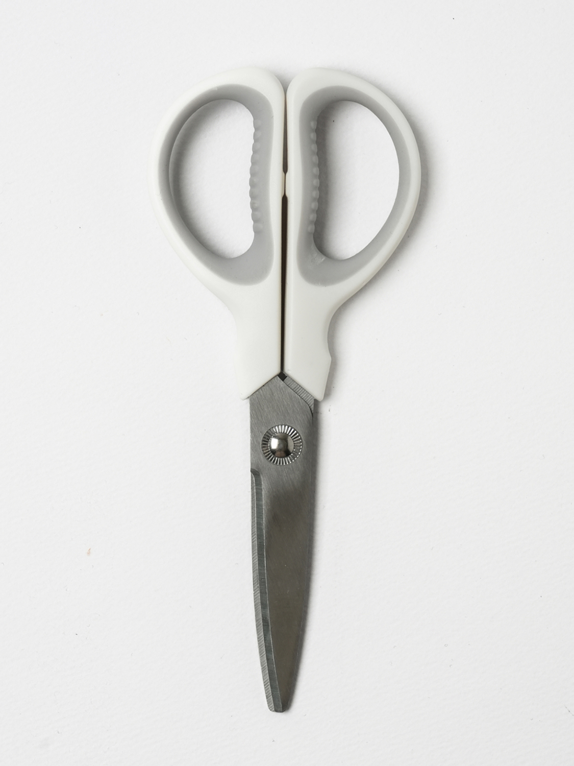 curve blade scissors 17 cm white