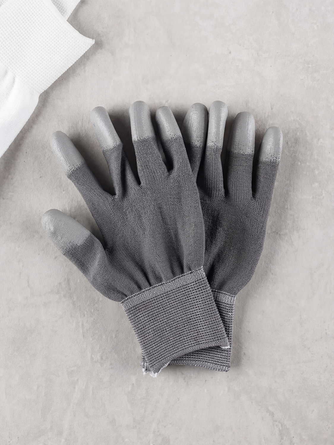 Slim non-slip coated gloves S for women