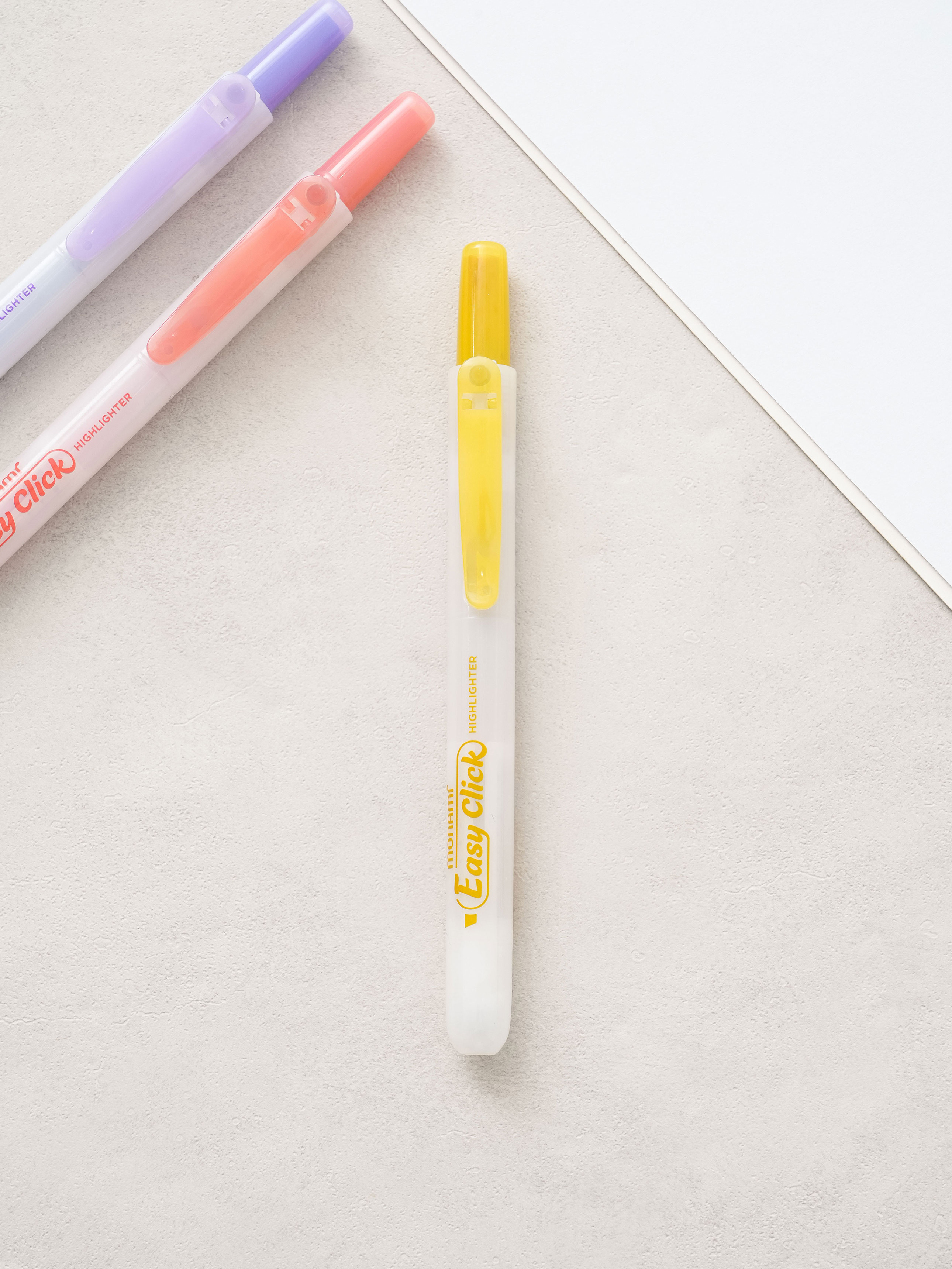 Monami Easy Click Highlighter Banana Yellow