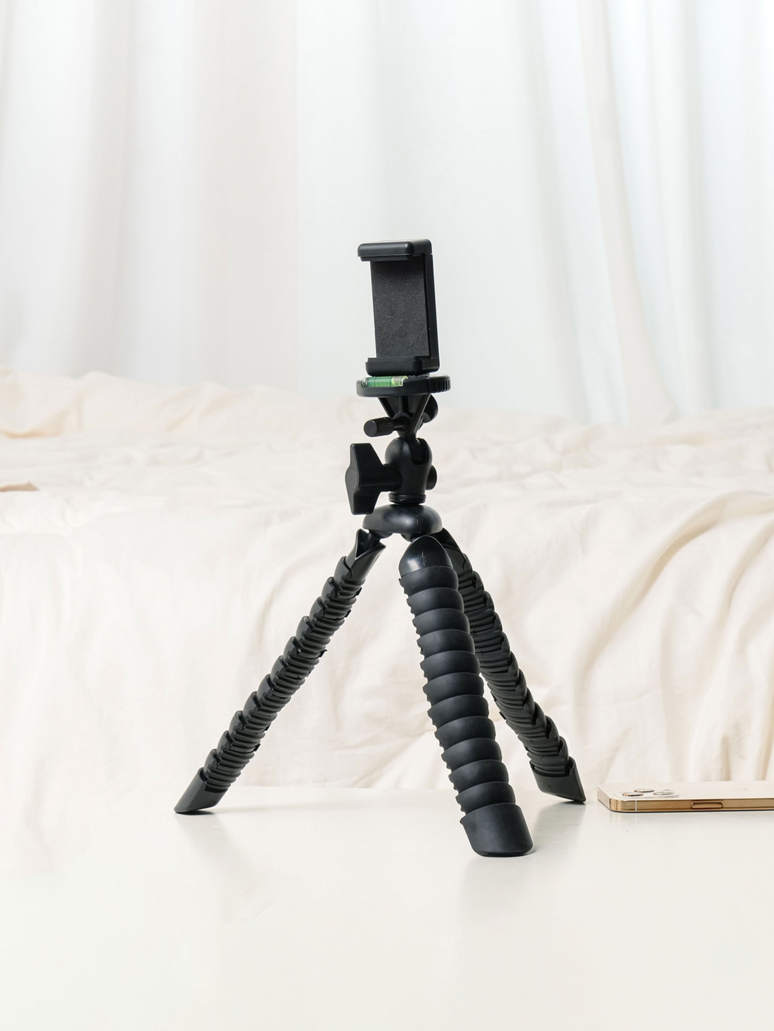 Smartphone shooting stand