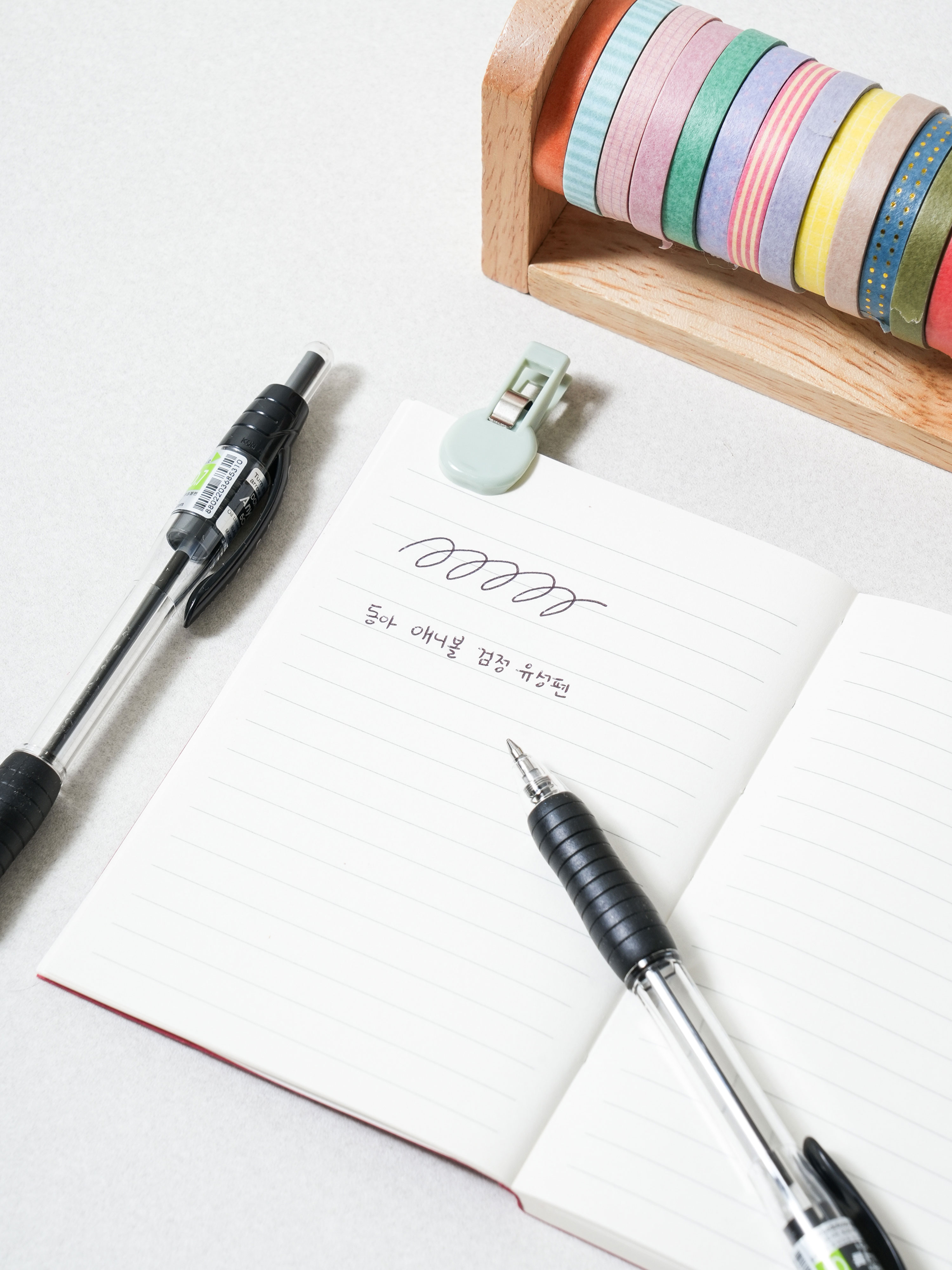 Donga Anyball oil-based ballpoint pen 0.7 mm 2 pack black