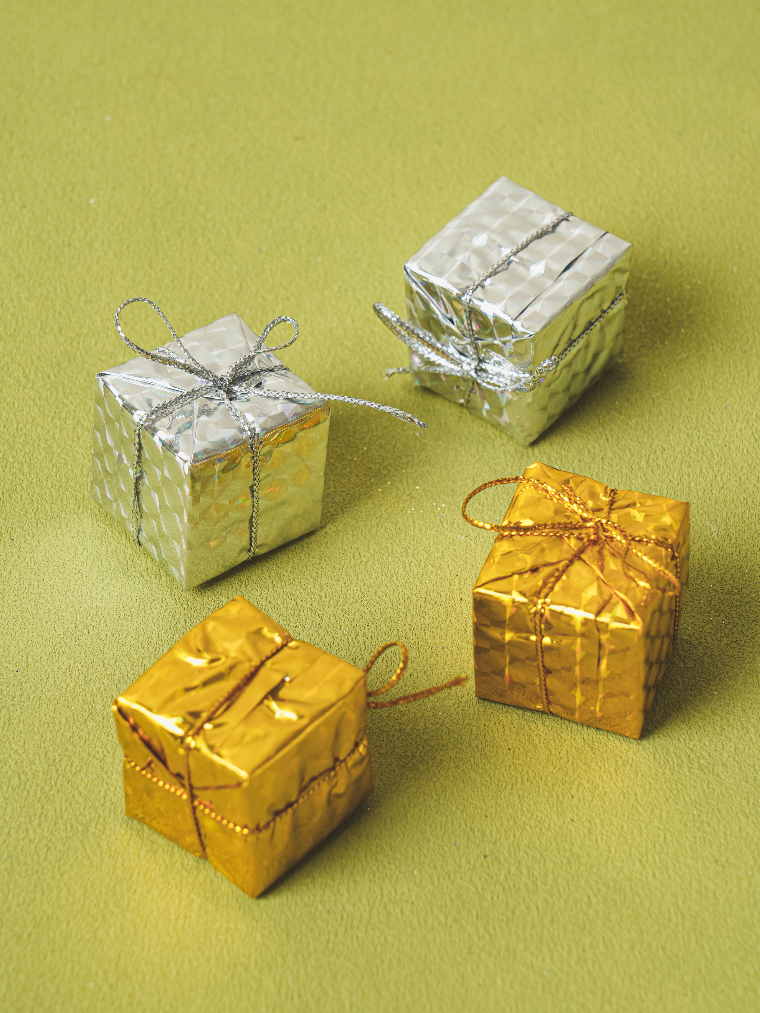 Christmas Gift Box Tree Decoration 20 Pieces Silver & Gold