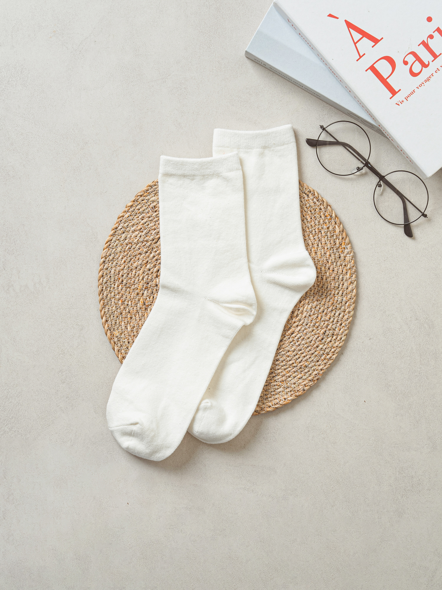 Monfoot Men's Basic Medium Neck Socks White