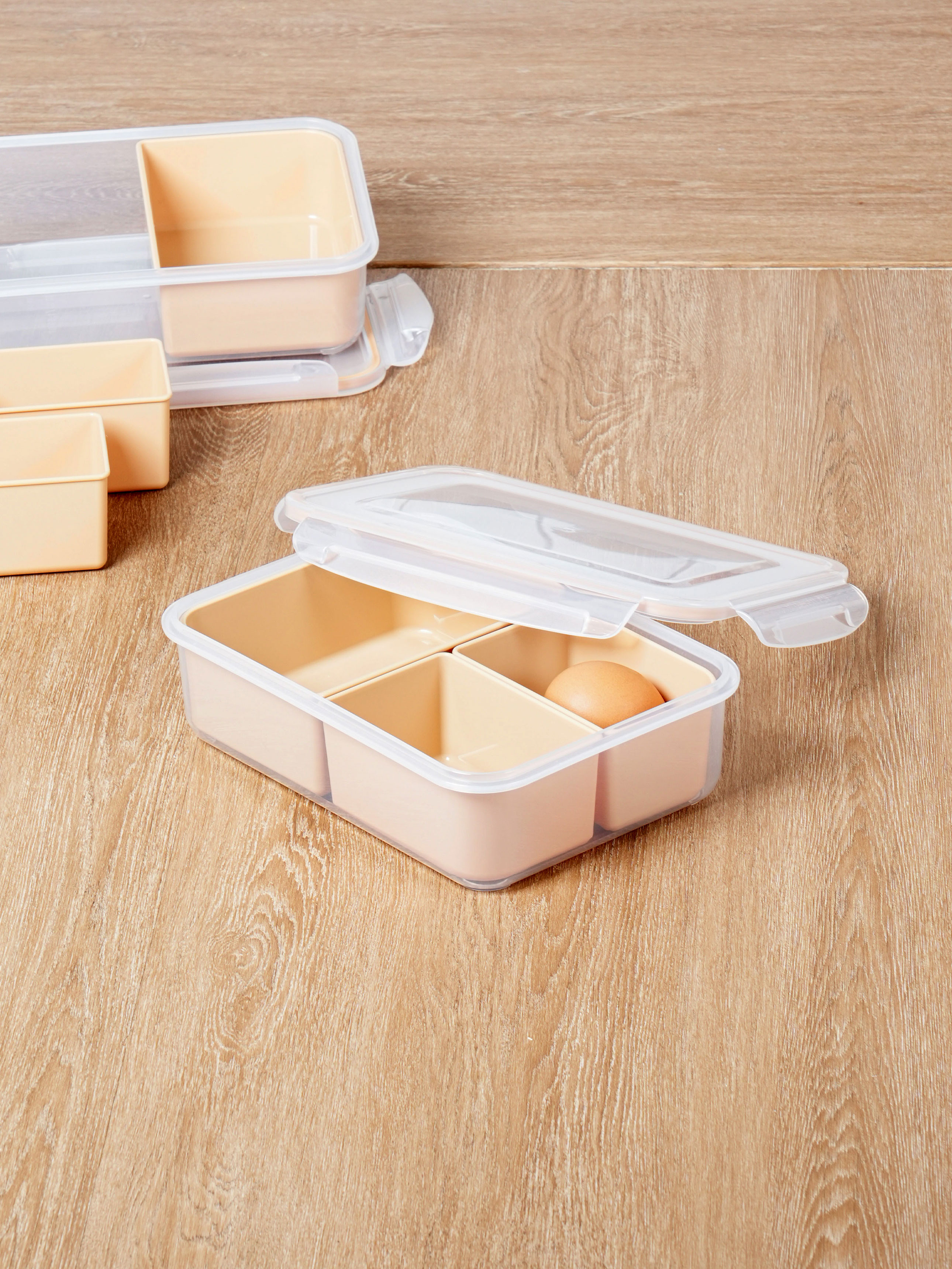 Detachable rectangular 3 compartment sharing cupboard 1.5 L