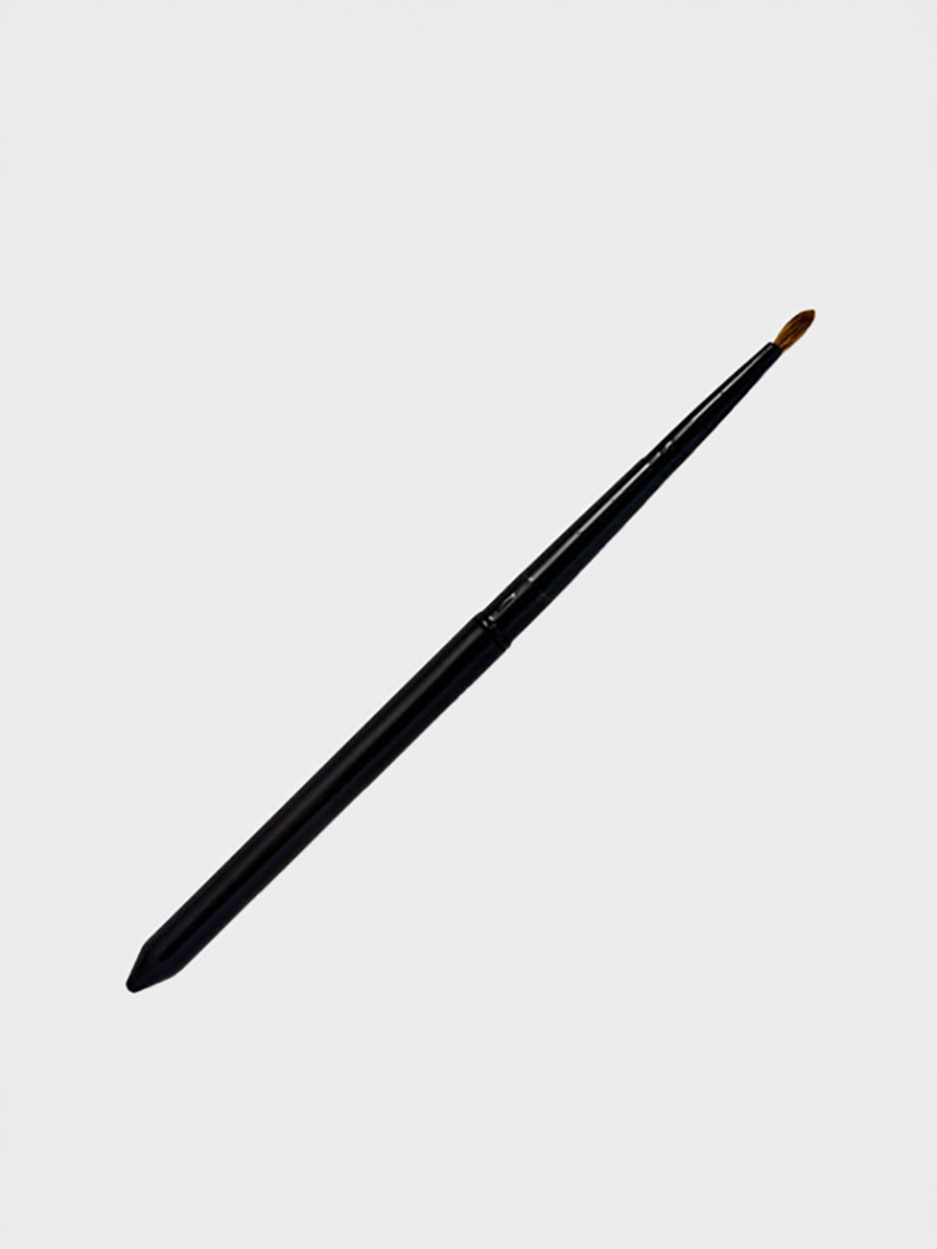 luxury lip brush