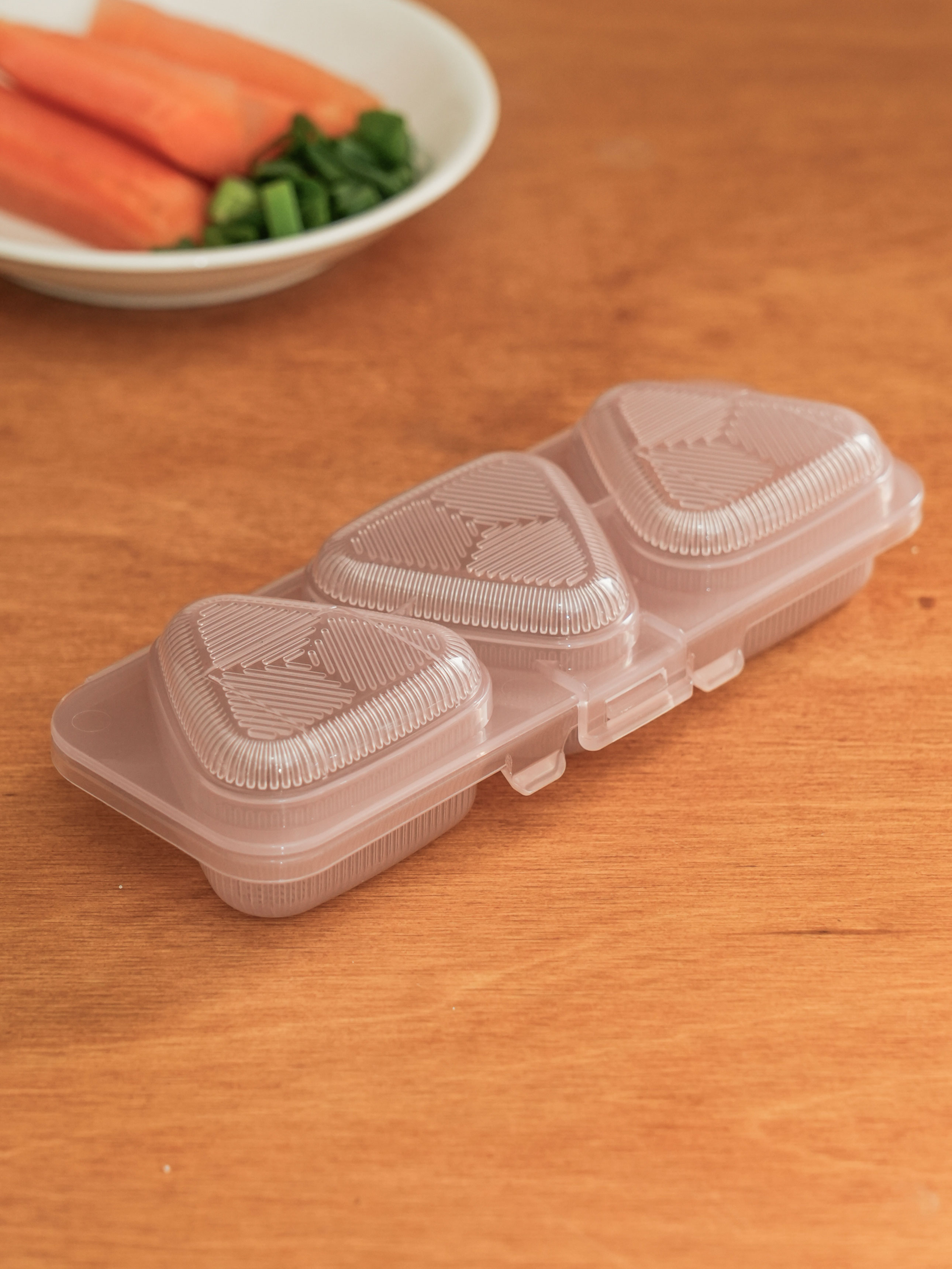 Japanese-made 3-piece triangle gimbap maker