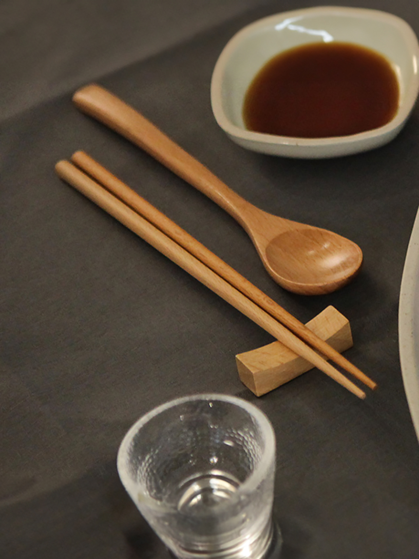2 sets of Beechwood chopsticks