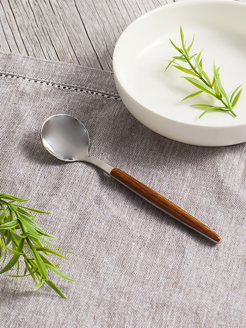 Wooden handle teaspoon 14.5cm