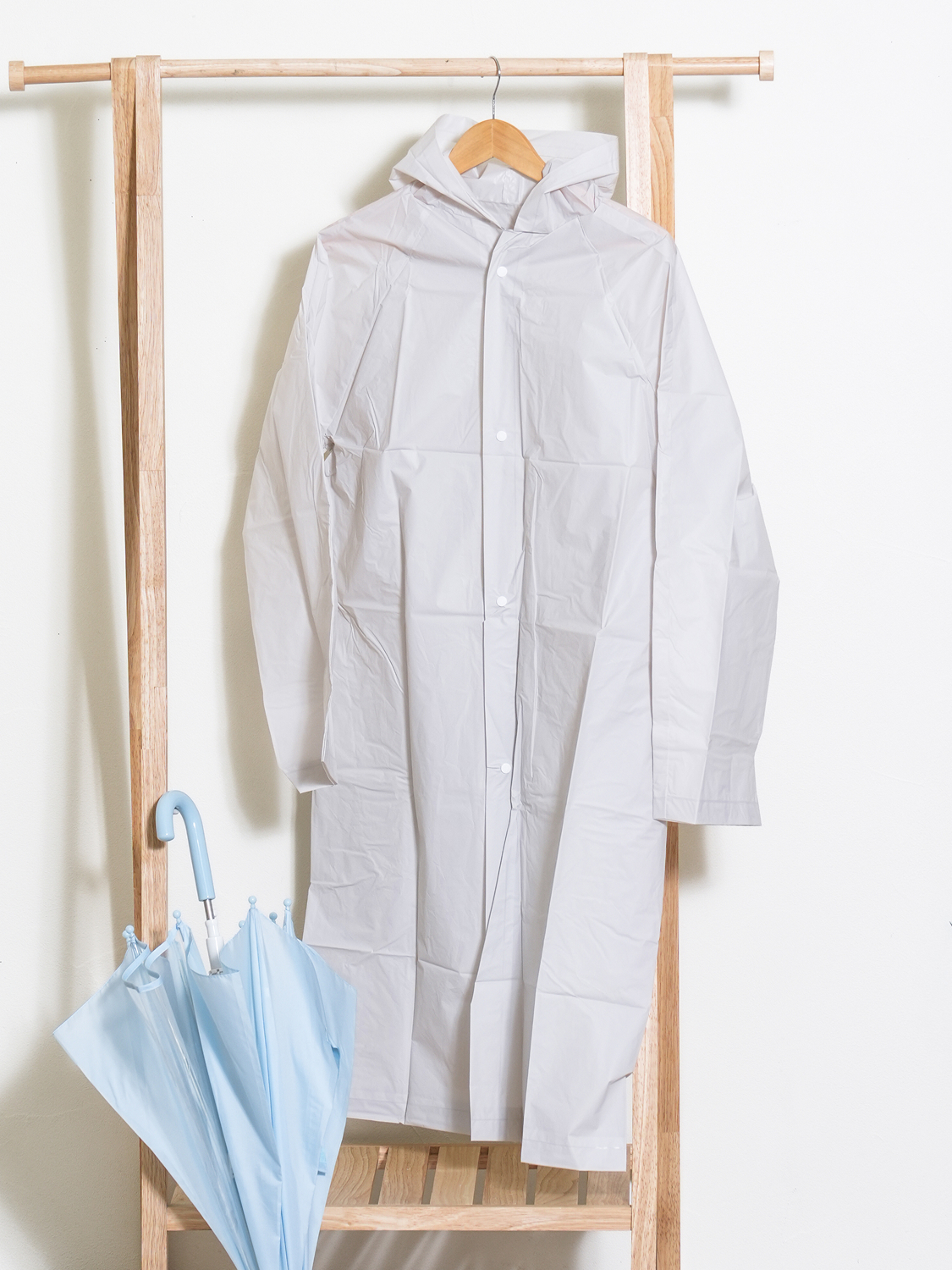 Disposable Modern Color Button Raincoat Gray