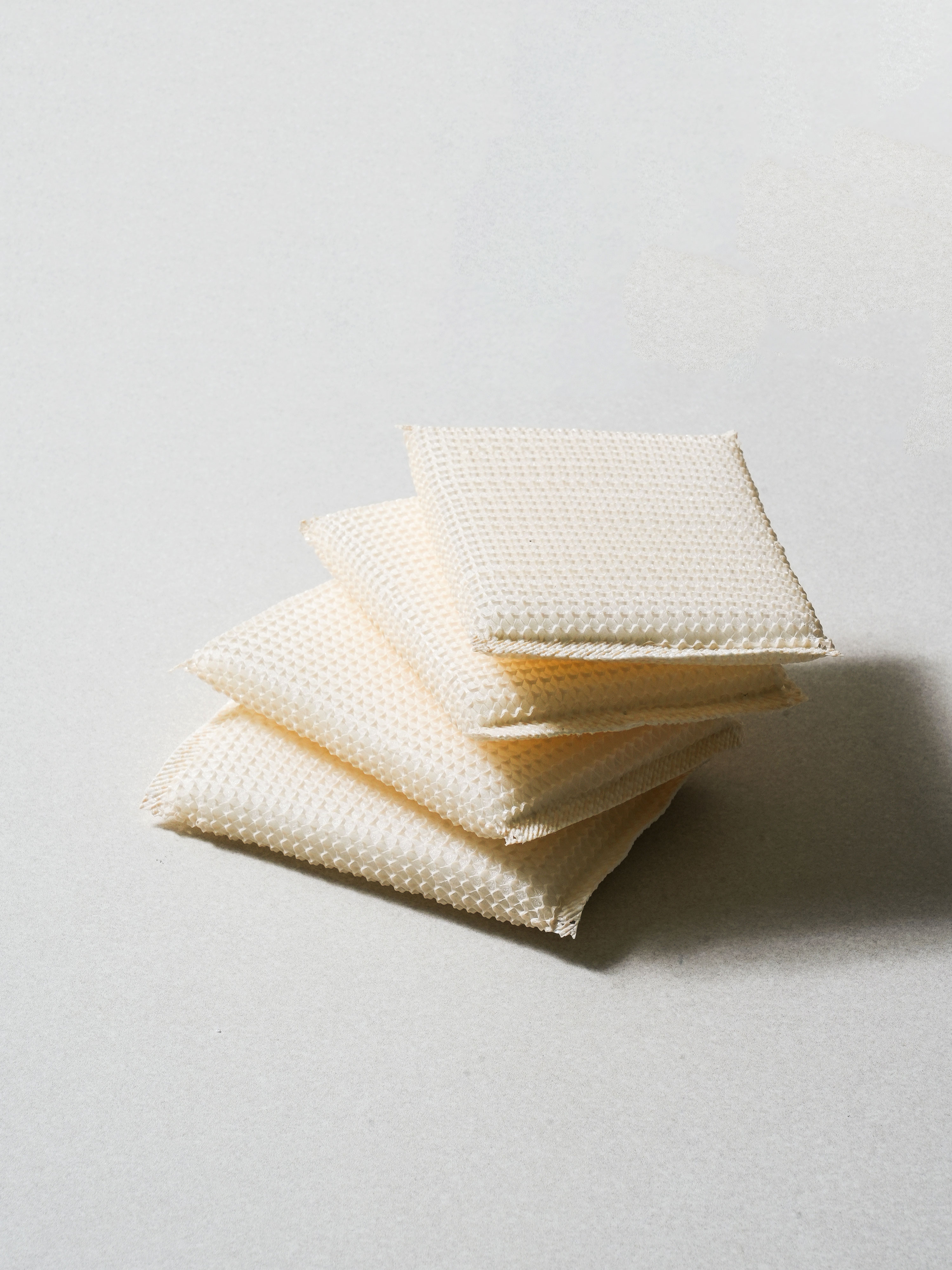 4 kitchen scrubbers