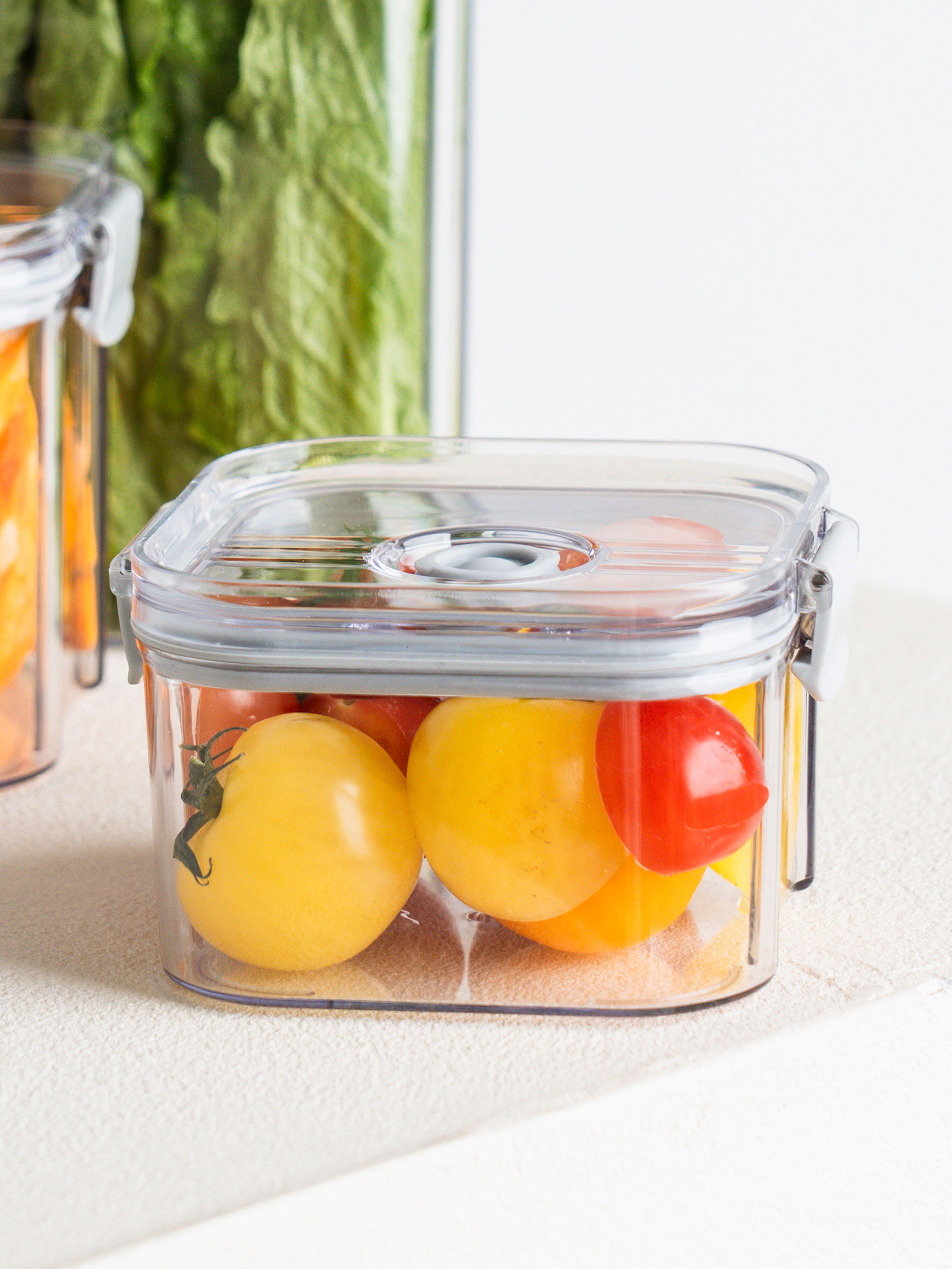 Vacuum storage container closure type 390 ml